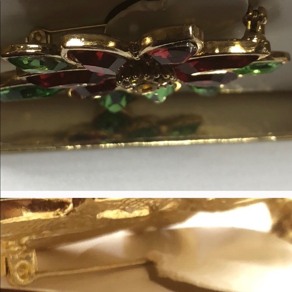 Red, green & gold winter holiday flower brooch - Picture 4 of 5